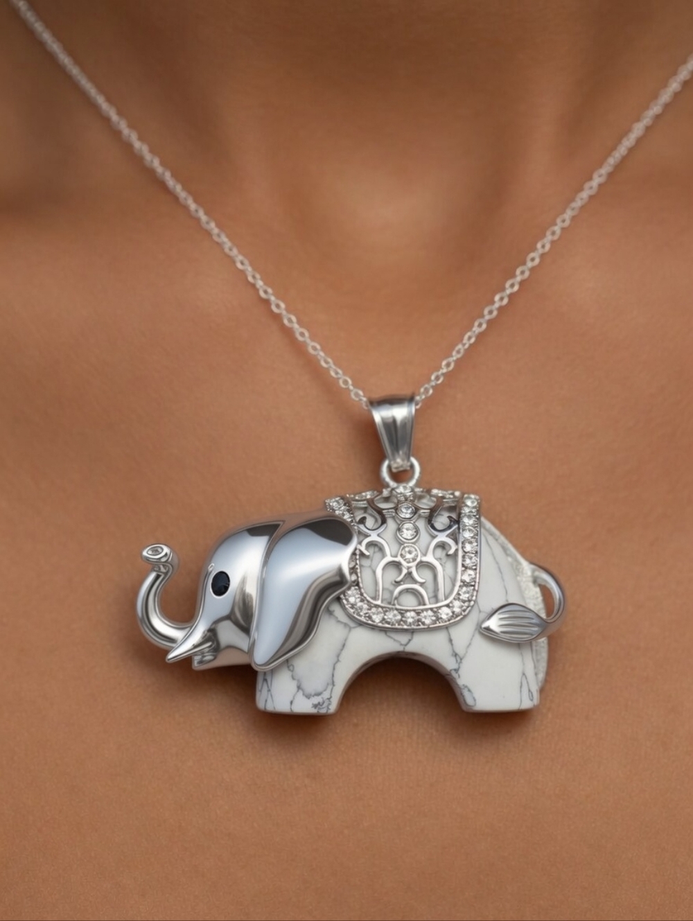 Silver-Tone Jewelry Bundle  Vintage Chatelaine Brooch Elephant Charm & Bracelet - Picture 3 of 13